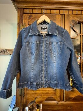 Dark Blue Fitted Denim Zip-Front Jean Jacket Size 13
